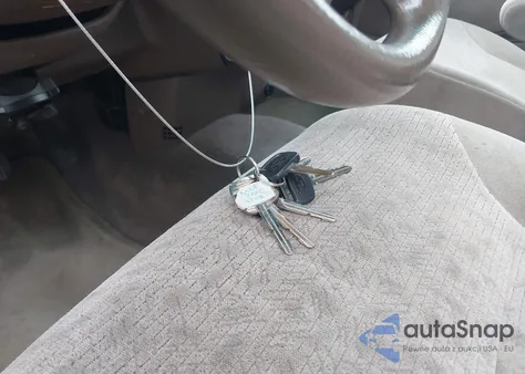 2002 Toyota Tundra Ltd V8 из США, поврежденный, VIN 5TBBT48132S254167